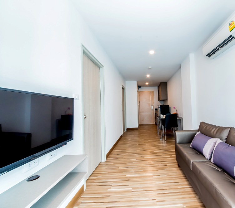The Violin Sriracha : 2 Bedrooms : Pool View 